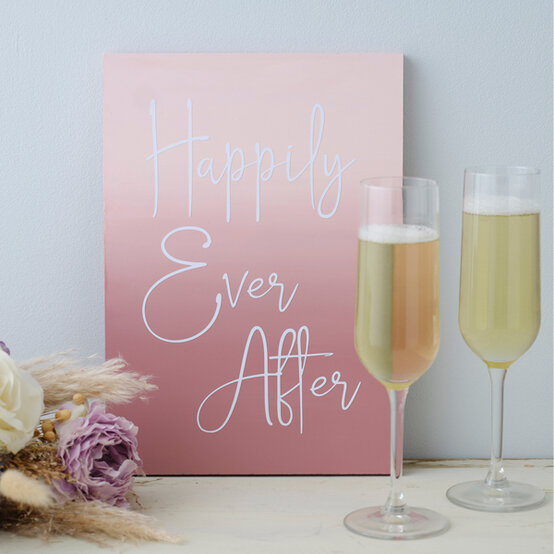 idea_how-to-make-a-celebration-sign-with-vinyl_step9.jpg?sw=554&q=85