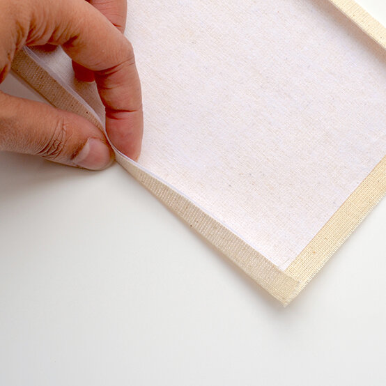 eid-countdown-calendar_4a.jpg?sw=554&q=85