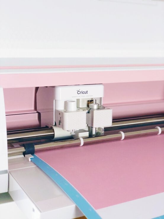 jh-step8-cutenvelopes.jpg?sw=554&q=85