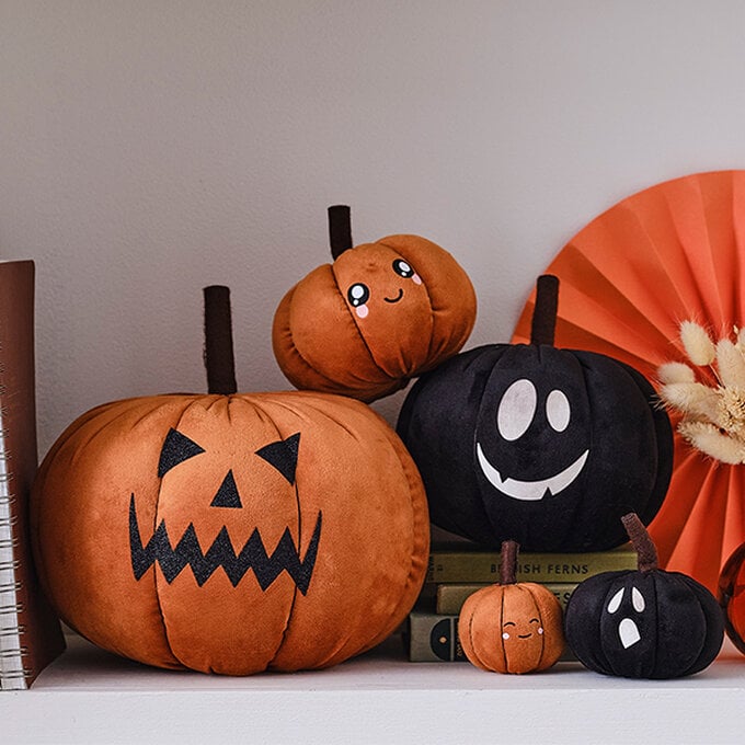 how-to-personalise-plush-pumpkins.jpg?sw=680&q=85