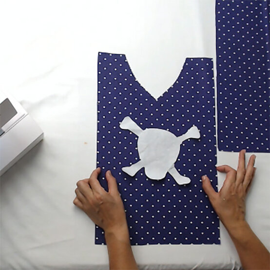 halloween-pirate-costume-16.jpg?sw=554&q=85