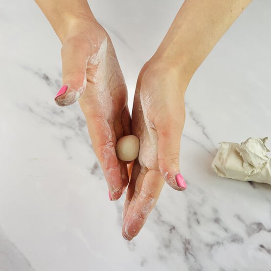 Clay-Pumpkin-2.jpg?sw=554&q=85