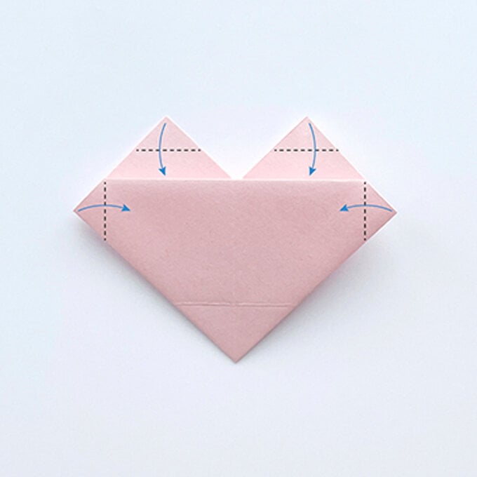 idea_origami-heart-card_step7.jpg?sw=680&q=85