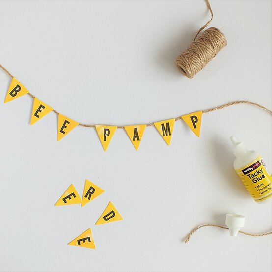 pamper_hamper_bunting_step_1.jpg.jpg?sw=554&q=85