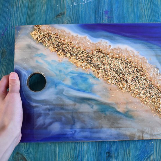 resin-cutting-board-step-9.jpg?sw=554&q=85