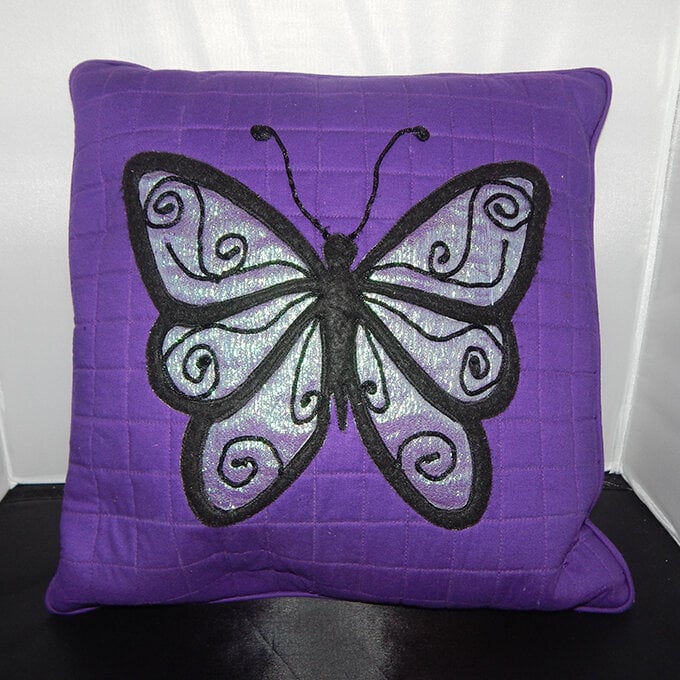 artisan-gillian-neath-butterfly-cushion.jpg?sw=680&q=85