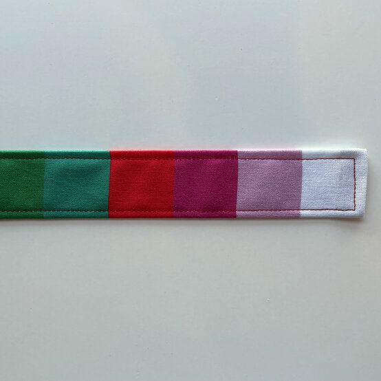 how-to-sew-an-apron_step17.jpg?sw=554&q=85