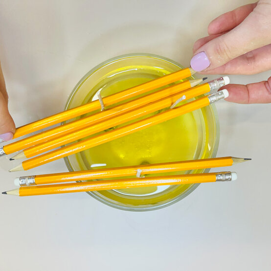 idea%5Fhow%2Dto%2Dmake%2Da%2Dflower%2Dcandle%5Fstep%2D3.jpg?sw=554&q=85