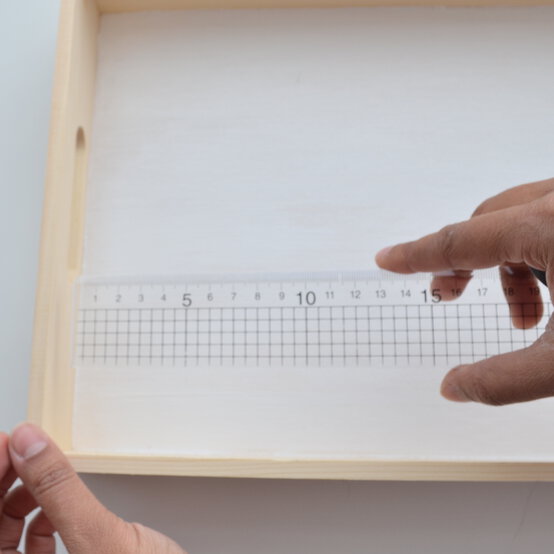 vinyl_tile_tray_4.jpg?sw=554&q=85