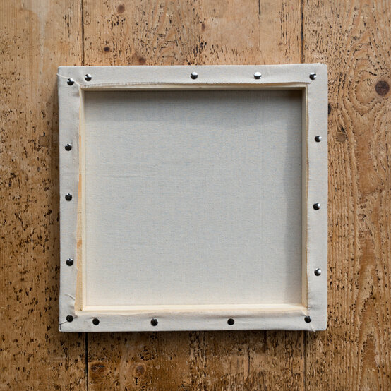 punch-needle-coasters_preparing-the-frame_step-1_3.jpg?sw=554&q=85