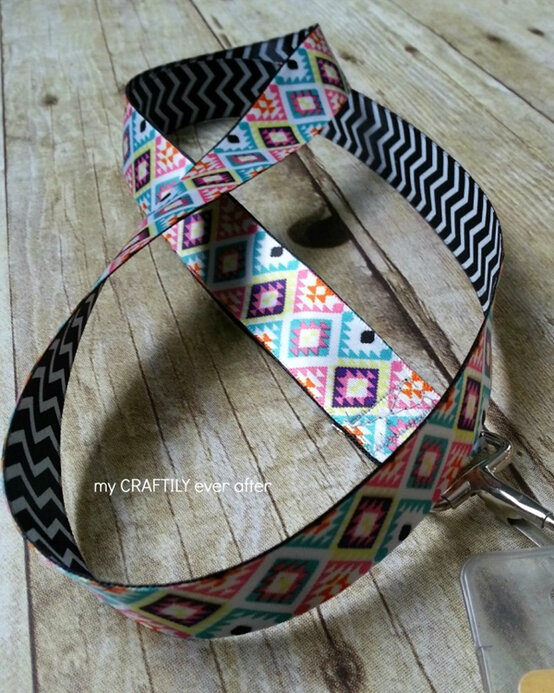 diy-lanyard.jpg?sw=554&q=85