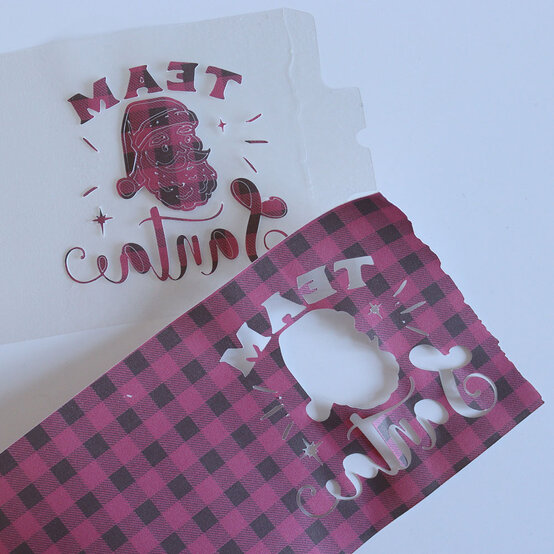 santa-mug-step-3.jpg?sw=554&q=85