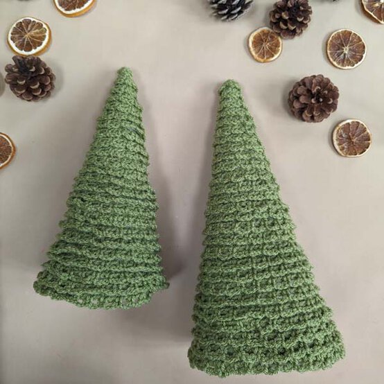ideas%5Fstash%2Dbusting%2Dchristmas%2Dtable%2Ddecor%5Fchristmas%2Dtree%2Dcones%5Fstep%2D2c.jpg?sw=554&q=85