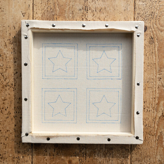 punch-needle-coasters_drawing-out-your-template_step-4_3.jpg?sw=554&q=85