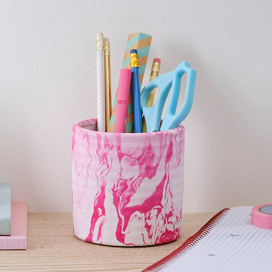 idea%5Fways%2Dto%2Ddecorate%2Da%2Dvase%5Fmarble.png?sw=554&q=85