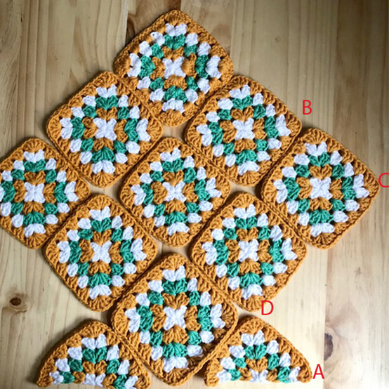 granny-square-clutch-bag-3.jpg?sw=554&q=85