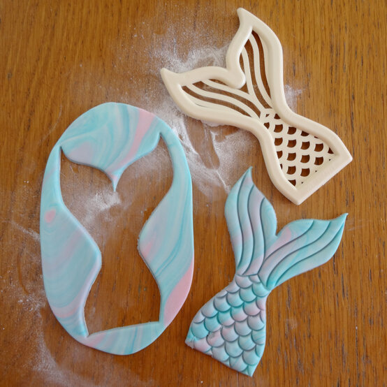 mermaid-cake_step2_2_edit.jpg?sw=554&q=85