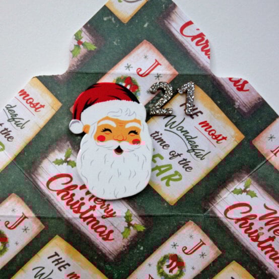 box-advent_step_2.jpg?sw=554&q=85