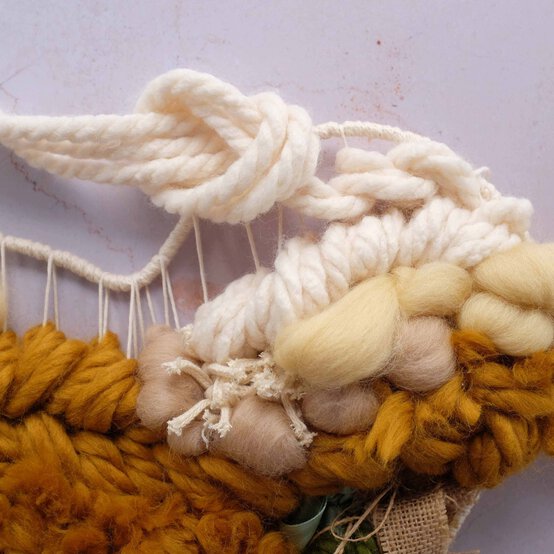 Idea_how-to-make-a-woven-heart-wreath_step19a.jpg?sw=554&q=85