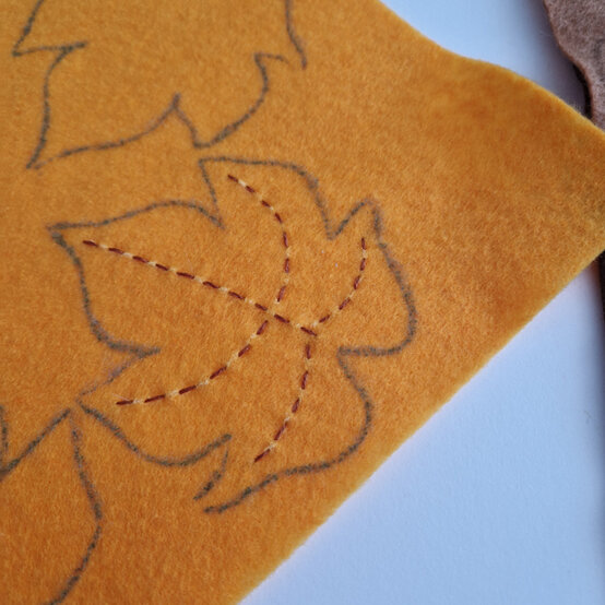 idea_how-to-create-embroidered-autumn-garland_step11.jpg?sw=554&q=85