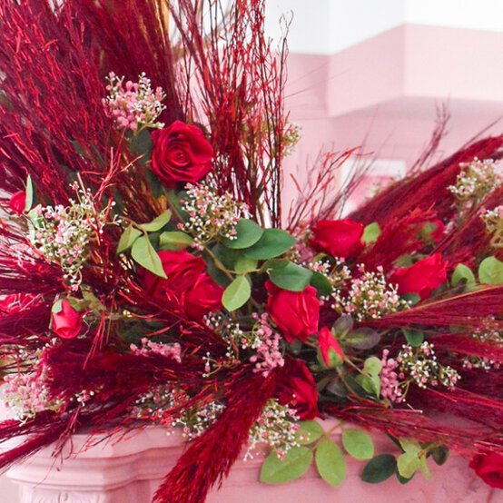 How-to-Decorate-Your-Home-for-Valentines-Day_Step5a.JPG?sw=554&q=85