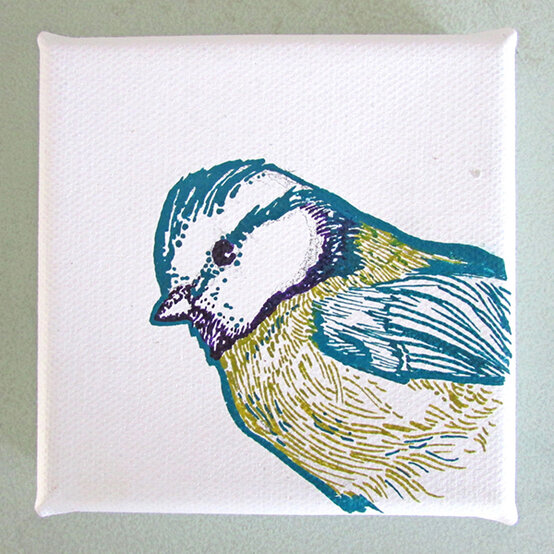 paint-marker-bird-canvas-teal.jpg?sw=554&q=85