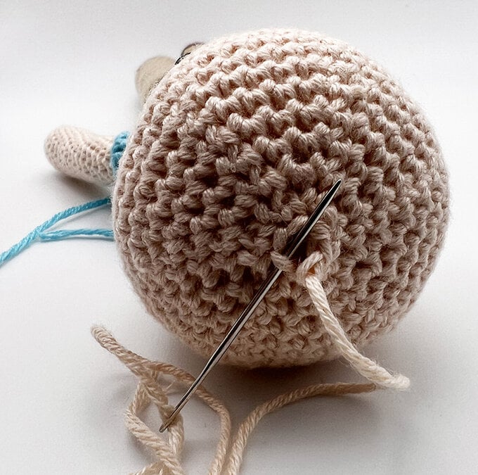 How-to-Crochet-an-Amigurumi-David-Attenborough_Body%20and%20head6.jpg?sw=680&q=85