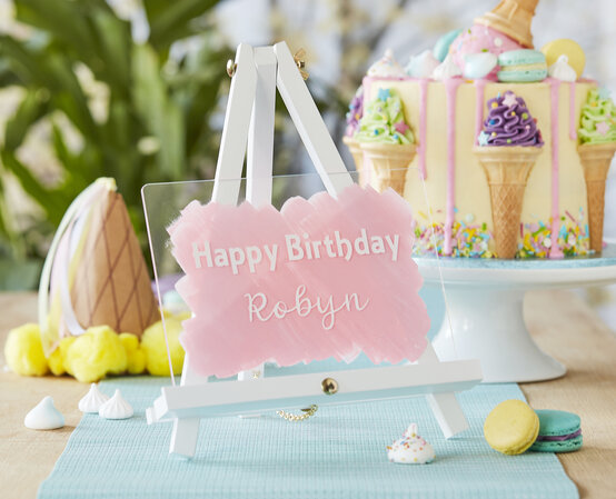 cricut_-personalise-acrylic-signs_hero_sign.jpg?sw=554&q=85