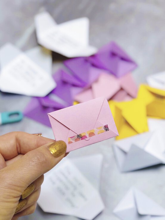 jh-step12-sealwithtape.jpg?sw=554&q=85