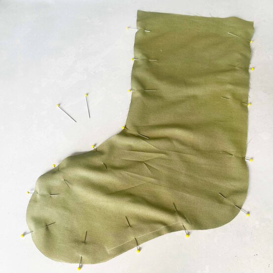 Idea_how-to-make-a-quilted-stocking_step3a.jpg?sw=554&q=85