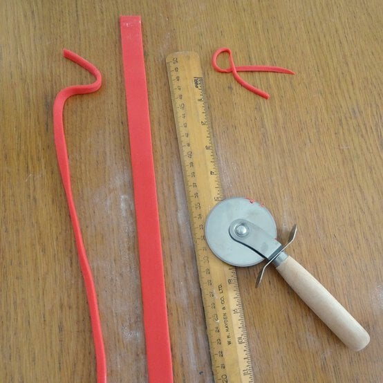 nutcracker-cake_step13.jpg?sw=554&q=85