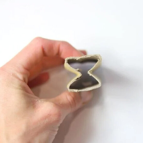 binoculars_step1.jpg?sw=554&q=85