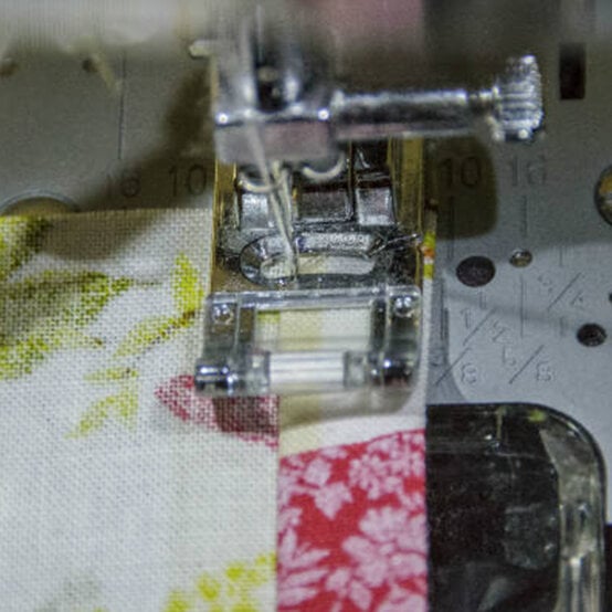 zip-free-cushion-cover-6.jpg?sw=554&q=85