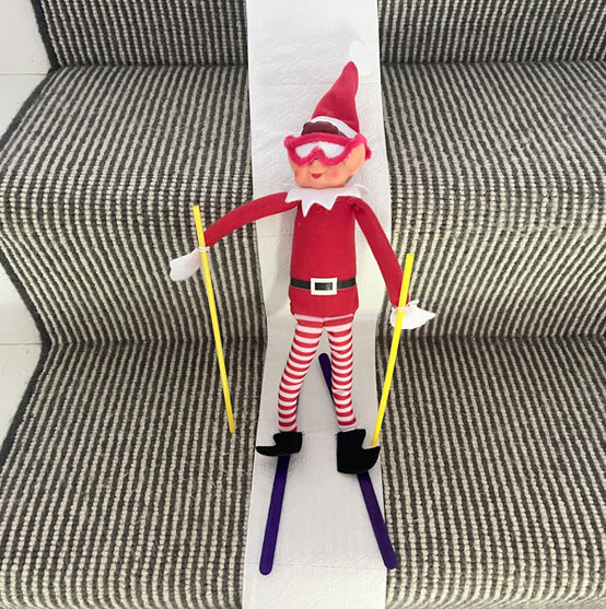 idea%5Fquick%2Dand%2Deasy%2Dchristmas%2Delf%2Dideas%5Fstep%2D34.jpg?sw=554&q=85