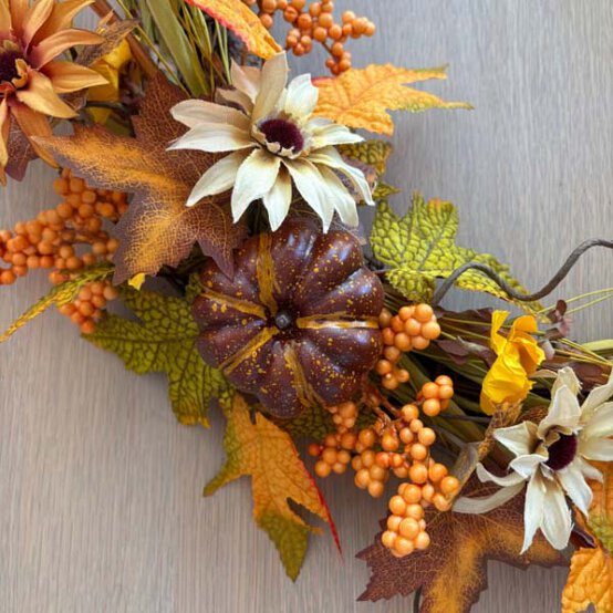 ideas%5Fautumn%2Dwreath%5Fstep%2D10.jpg?sw=554&q=85