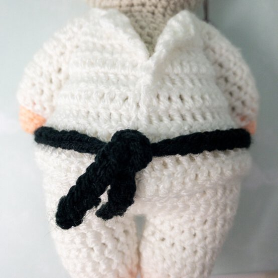 How_to_Crochet_Maud_the_Guinea_Pig_jacket.jpeg?sw=554&q=85