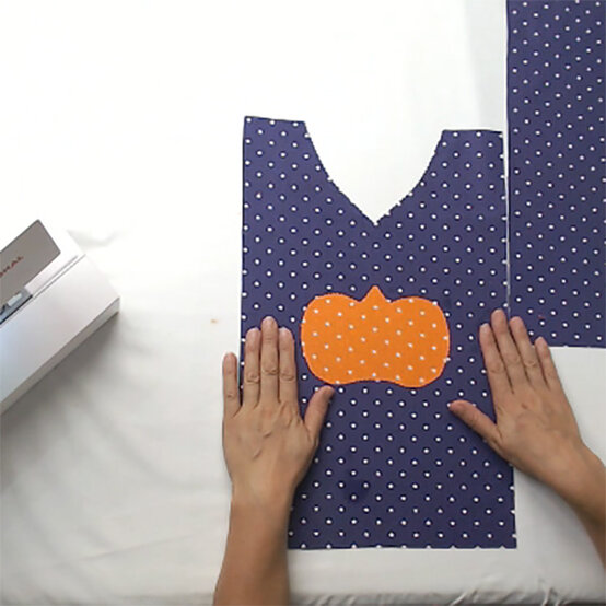 halloween-pirate-costume-17.jpg?sw=554&q=85