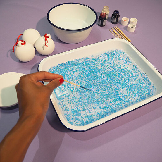 marbled-ceramic-step2.jpg?sw=554&q=85