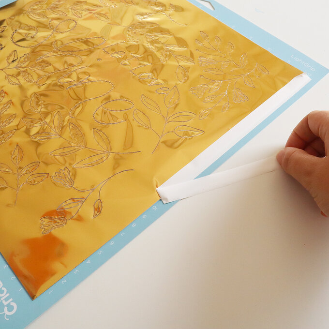 Cricut How to Make Foil Wall Art Hobbycraft