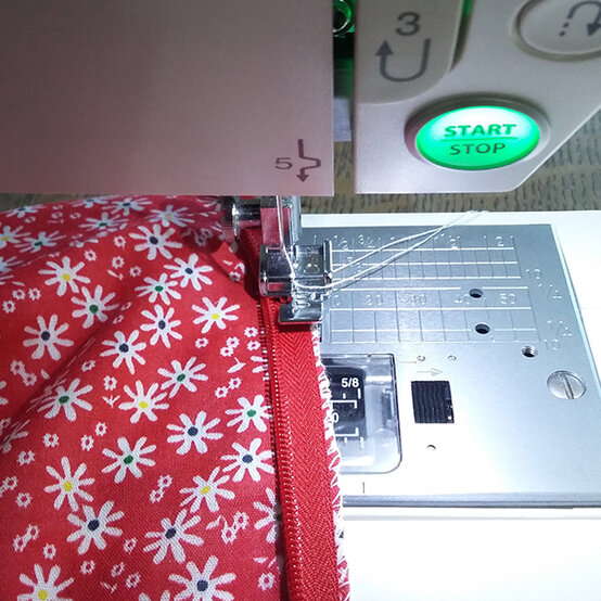 simple-dress-step13.jpg?sw=554&q=85