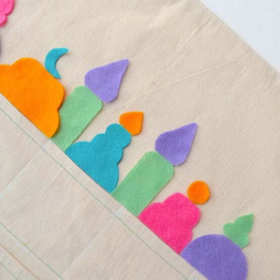 eid-countdown-calendar_17b.jpg?sw=554&q=85