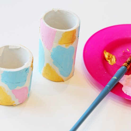 mini-clay-pots-6-edit.jpeg?sw=554&q=85