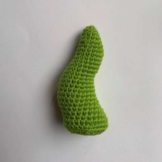 How%2Dto%2DCrochet%2Dan%2DAmigurumi%2DLochNess%5FTail%5F1.jpeg?sw=554&q=85