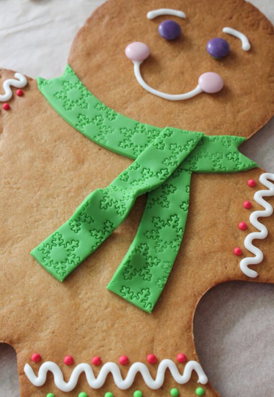 giant-gingerbread-man12.jpg?sw=554&q=85