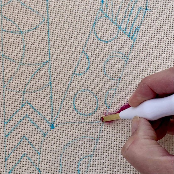 Idea_how-to-make-a-3d-punch-needle-letter_step5a.jpg?sw=554&q=85