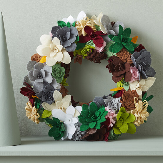 wreath-making-felt-floral-square.jpg?sw=554&q=85