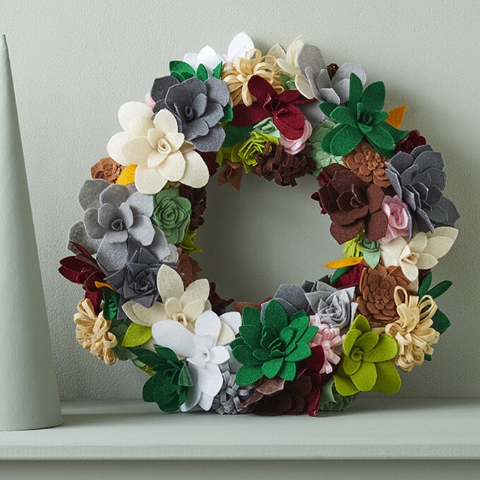 wreath-making-felt-floral-square.jpg?sw=680&q=85