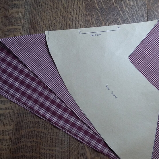 head-scarf-step1.jpg?sw=554&q=85