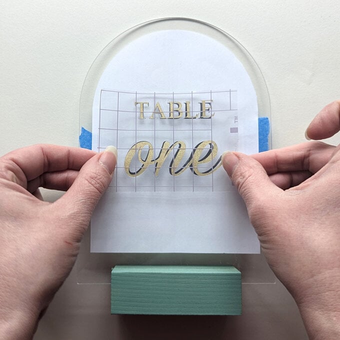 idea_cricut-how-to-make-a-table-number-sign_step3.jpg?sw=680&q=85