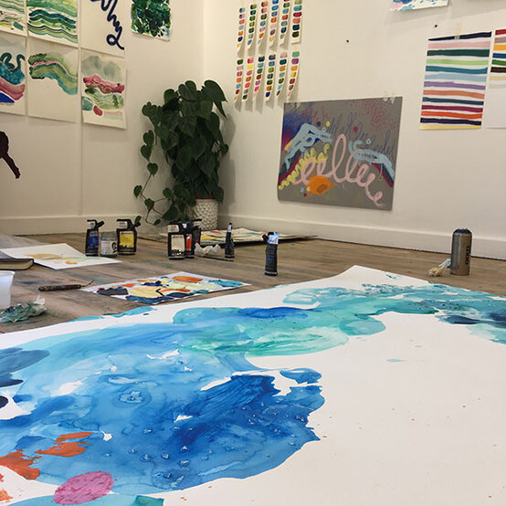 large-scale-abstract-artwork-6.jpg?sw=554&q=85